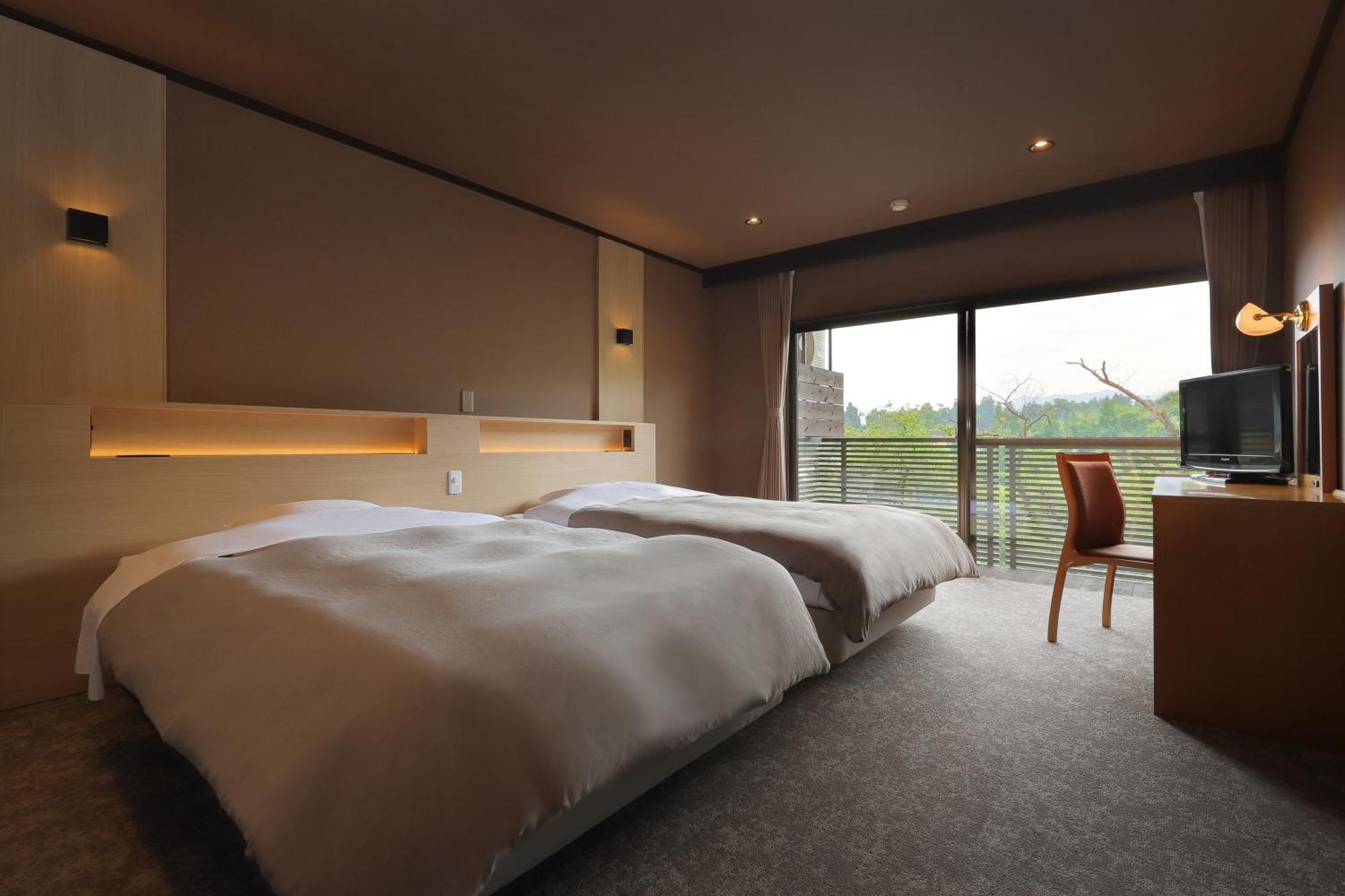 Oyado Morinone Hotel Kaminoyama Buitenkant foto